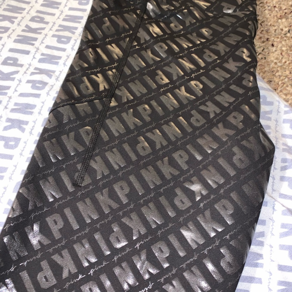 Victoria’s Secret Pink 2 Piece L Blue Skyway Logo Print Campus Tee & Leggings